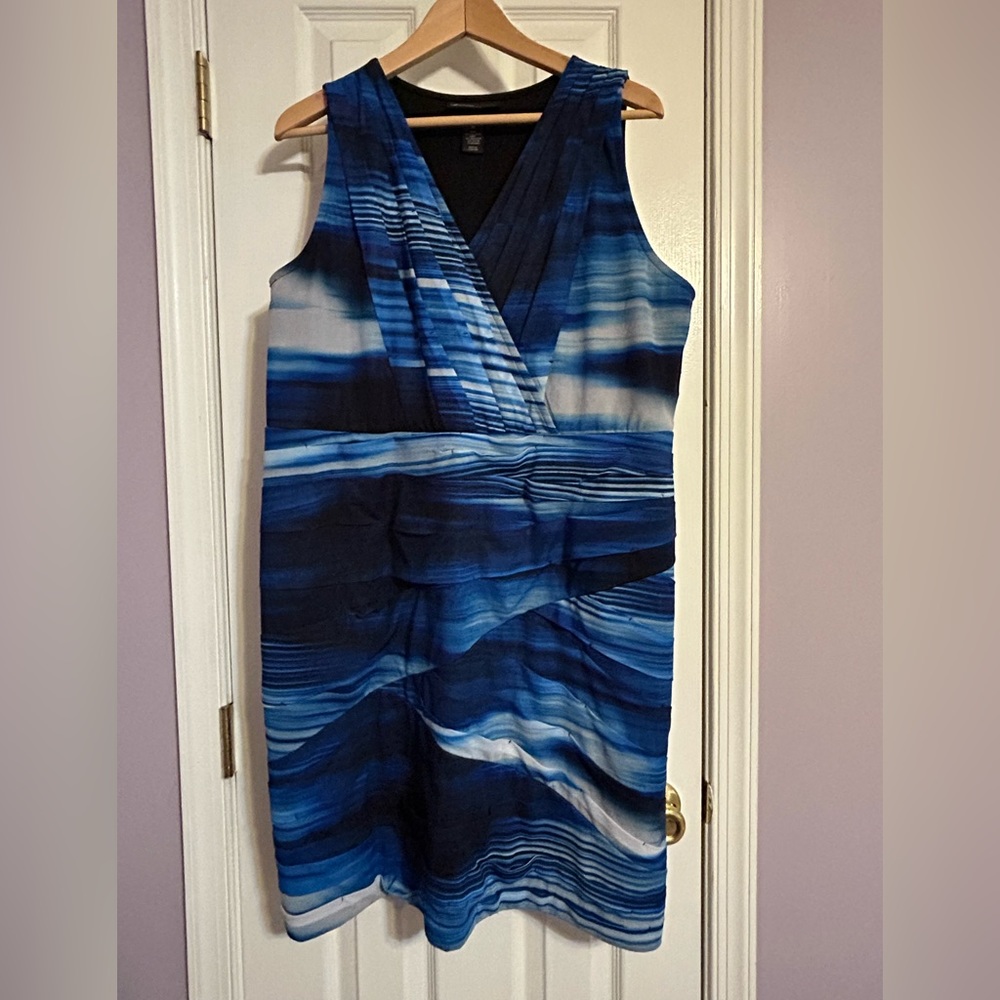 Sleeveless dress
